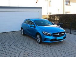 Blau Gebraucht 2016 Mercedes A180 Limousine | 7.800 € (Superpreis)
