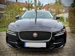 Schwarz Gebraucht 2020 Jaguar XE S Limousine | 27.500 € (Etwas zu teuer)