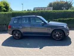 Grau Gebraucht 2012 Mercedes GLK220 SUV | 15.300 € (Fairer Preis)