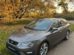 Grau Gebraucht 2016 Seat Leon ST FR Kombi | 14.700 € (Fairer Preis)