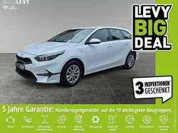 Wd casa white s Gebraucht 2022 Kia Ceed Sportswagon Kombi | 16.990 € (Fairer Preis)
