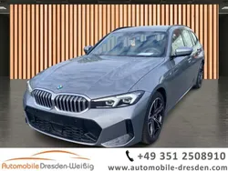 Grau Gebraucht 2024 BMW 330 M Sport Kombi | 41.980 € (Superpreis)