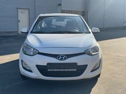 Weiß Gebraucht 2013 Hyundai i20 Edition Kleinwagen | 3.980 € (Fairer Preis)