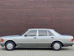 Silber Gebraucht 1989 Mercedes 560 Limousine | 39.900 €