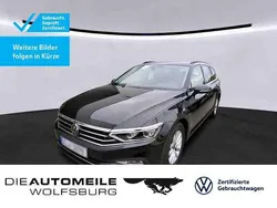 Deep black perleffekt (metallic) Gebraucht 2023 VW Passat Business Kombi | 30.850 € (Guter Preis)