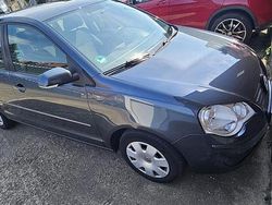Grau Gebraucht 2009 VW Polo Kleinwagen | 2.100 € (Guter Preis)