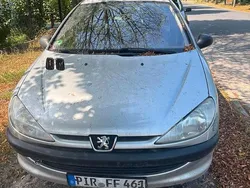 Silber Gebraucht 2003 Peugeot 206 Kleinwagen | 400 € (Guter Preis)
