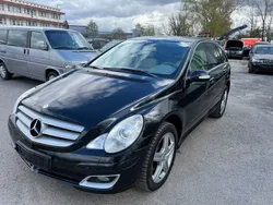 Schwarz Gebraucht 2007 Mercedes R500 Van / Kleinbus | 5.999 €