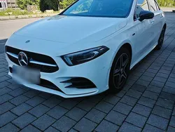 Weiß Gebraucht 2020 Mercedes A250 AMG line Limousine | 25.000 € (Fairer Preis)