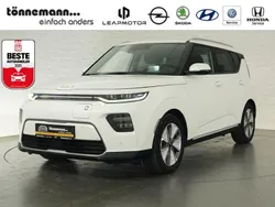 Weiss Gebraucht 2022 Kia Soul EV Spirit SUV | 19.924 € (Superpreis)