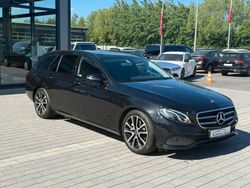 Schwarz Gebraucht 2019 Mercedes E200 Kombi | 26.500 € (Fairer Preis)