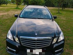 Schwarz Gebraucht 2012 Mercedes E300 Avantgarde Kombi | 9.900 € (Guter Preis)