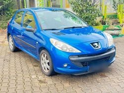 Blau Gebraucht 2010 Peugeot 206 Limousine | 1.200 € (Fairer Preis)