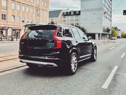 Schwarz Gebraucht 2016 Volvo XC90 Inscription SUV | 22.990 € (Teuer)