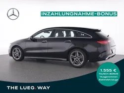 Schwarz metalliclack kosmossch Gebraucht 2023 Mercedes CLA200 AMG Kombi | 32.975 € (Guter Preis)