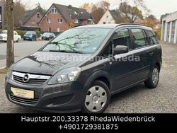 Grau Gebraucht 2014 Opel Zafira Family Van / Kleinbus | 5.999 € (Fairer Preis)