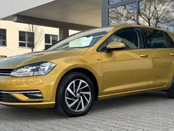Gelb Gebraucht 2018 VW Golf VII Join Limousine | 16.900 € (Guter Preis)