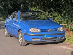 Blau Gebraucht 1999 VW Golf Cabriolet Cabrio | 2.400 € (Fairer Preis)