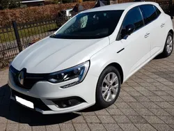 Weiß Gebraucht 2020 Renault Mégane IV LIMITED Limousine | 14.650 € (Guter Preis)
