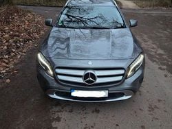 Grau Gebraucht 2015 Mercedes GLA180 AMG line SUV | 15.999 € (Guter Preis)
