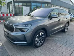 5x5x graphite grau metallic Gebraucht 2024 Skoda Kodiaq Lounge SUV | 53.990 € (Teuer)