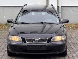 Schwarz Gebraucht 2001 Volvo V70 Comfort Kombi | 4.300 € (Etwas zu teuer)