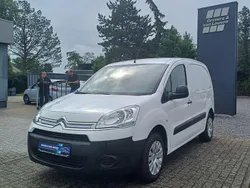 Weiß Gebraucht 2015 Citroën Berlingo Proline Van / Kleinbus | 8.800 € (Fairer Preis)