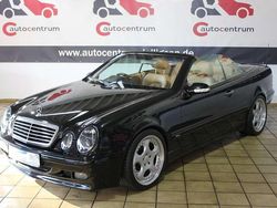 Obsidianschwarz metallic Gebraucht 2001 Mercedes CLK430 Elegance Cabrio | 14.990 €