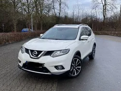 Weiß Gebraucht 2015 Nissan X-Trail Tekna SUV | 13.000 € (Fairer Preis)