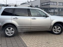 Gebraucht 2003 Mitsubishi Outlander SUV | 2.500 € (Etwas zu teuer)