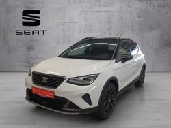 Glacial weiß / midnight schwar Neu 2025 Seat Arona Black Edition SUV | 29.750 € (Teuer)