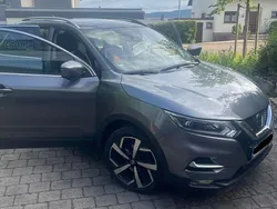 Grau Gebraucht 2021 Nissan Qashqai Akari SUV | 21.000 € (Fairer Preis)