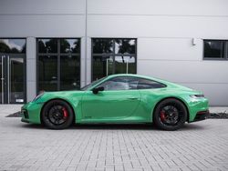 Grün Gebraucht 2022 Porsche 992 Coupé | 169.900 € (Teuer)