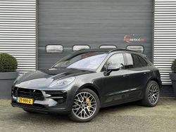 Grau Gebraucht 2019 Porsche Macan Sport SUV | 33.900 € (Etwas zu teuer)
