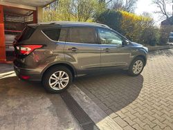 Grau Gebraucht 2017 Ford Kuga Trend SUV | 12.450 € (Fairer Preis)