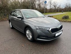 Grau Gebraucht 2022 Skoda Octavia Ambition Kombi | 15.299 € (Fairer Preis)