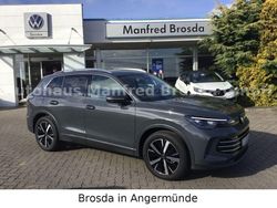 Grau Neu 2025 VW Tiguan Elegance SUV | 45.900 € (Etwas zu teuer)