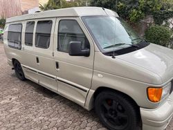 Beige Gebraucht 2005 Ford Econoline Van / Kleinbus | 14.600 €