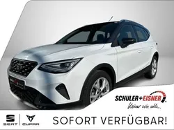Weiß Gebraucht 2023 Seat Arona FR SUV | 20.990 € (Etwas zu teuer)