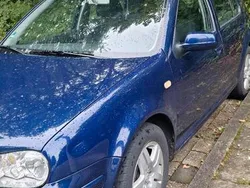 Blau Gebraucht 1999 VW Golf IV Limousine | 900 € (Guter Preis)
