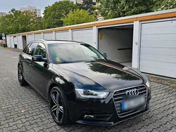 Schwarz Gebraucht 2015 Audi A4 Kombi | 9.500 € (Guter Preis)