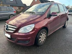 Rot Gebraucht 2008 Mercedes B170 Van / Kleinbus | 3.450 € (Superpreis)