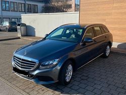 Grau Gebraucht 2016 Mercedes C180 Avantgarde Kombi | 17.300 € (Fairer Preis)