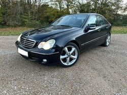 Schwarz Gebraucht 2006 Mercedes C280 Limousine | 2.499 €