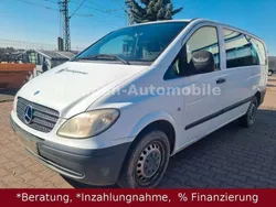 Weiß Gebraucht 2009 Mercedes Vito Van / Kleinbus | 6.490 € (Guter Preis)