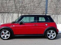 Rot Gebraucht 2006 Mini John Cooper Works Kleinwagen | 6.500 € (Fairer Preis)