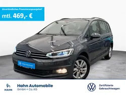 Grau Gebraucht 2023 VW Touran Comfortline Van / Kleinbus | 36.890 € (Teuer)