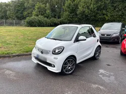 Weiß Gebraucht 2019 Smart ForTwo Coupé Brabus Cabrio | 16.950 € (Guter Preis)