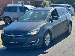 Grau Gebraucht 2013 Opel Astra Edition Kombi | 2.800 € (Fairer Preis)