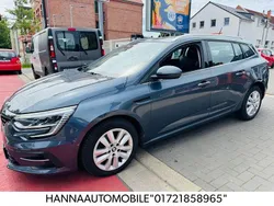 Grau Gebraucht 2022 Renault Mégane IV Business Limousine | 11.000 € (Guter Preis)